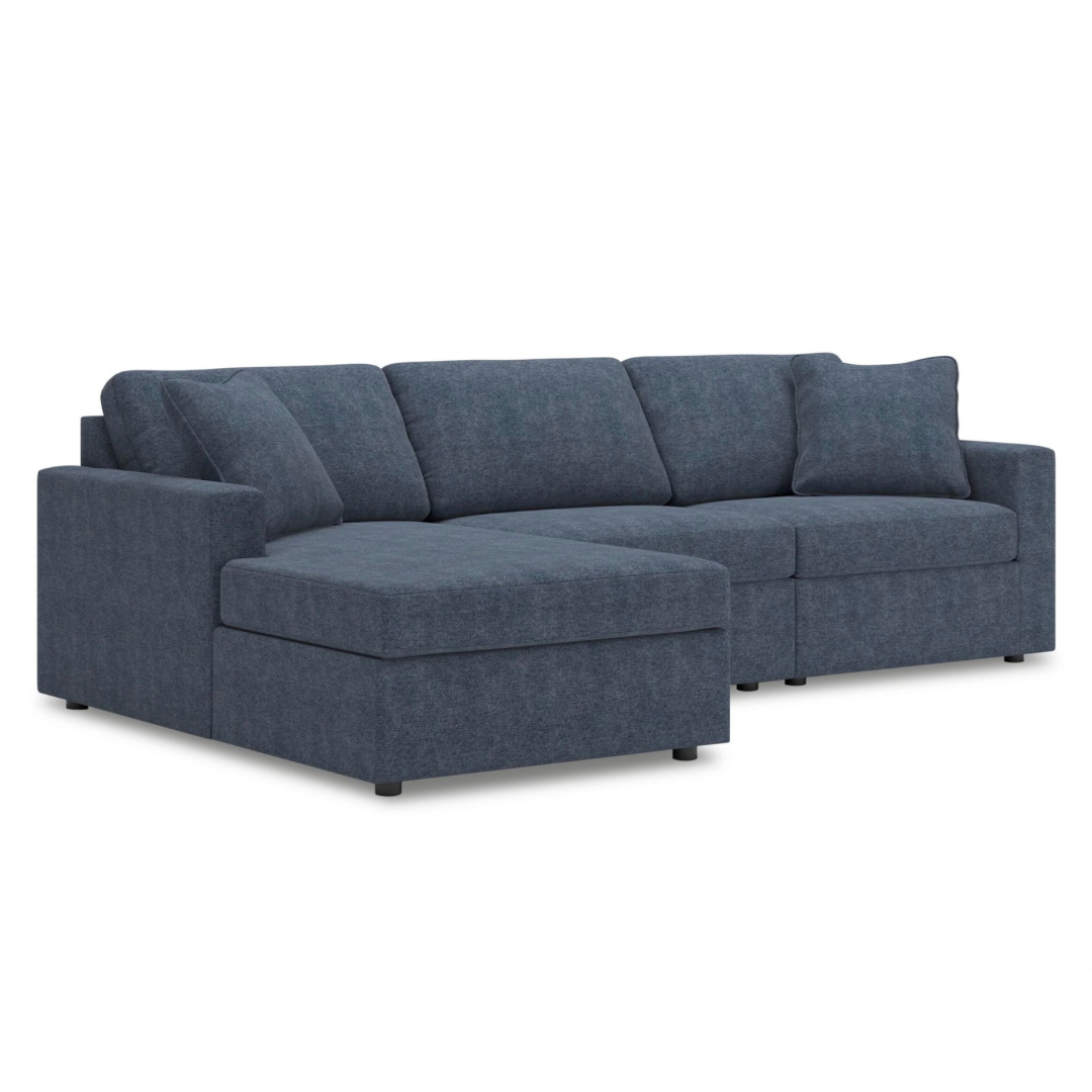 Carneros 3-Piece Sectional with Chaise