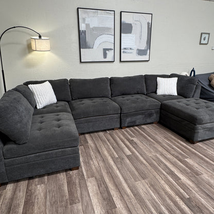 Thomasville Tisdale Modular Sectional with Storage Ottoman