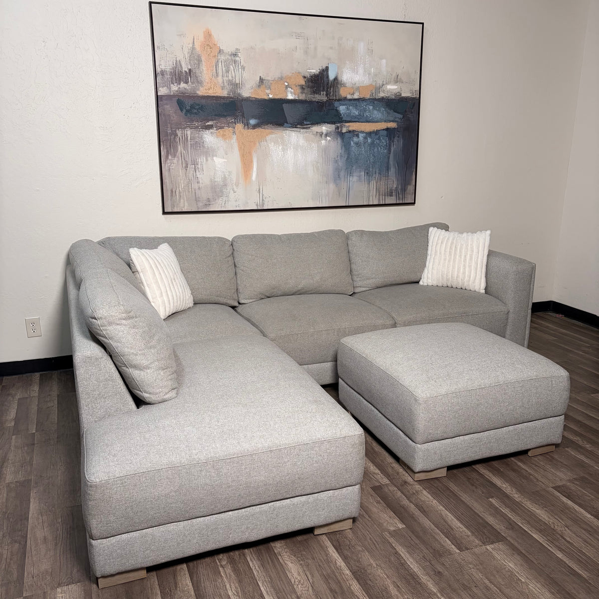 Thomasville Sectional with Ottoman