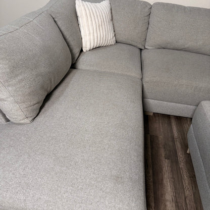 Thomasville Sectional with Ottoman