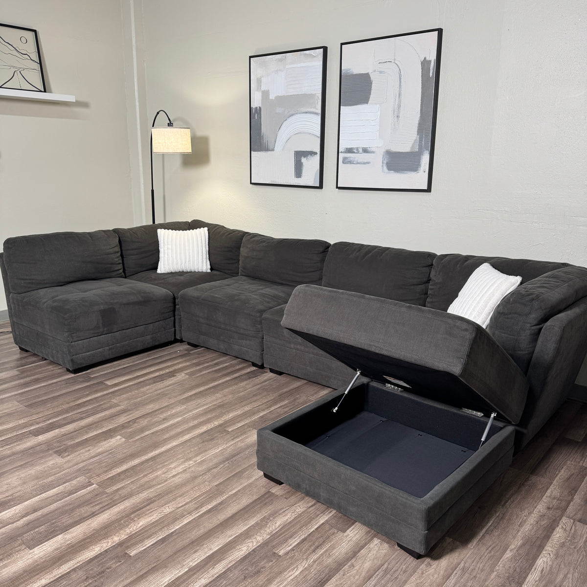 Thomasville Tisdale 6 Piece Modular Sectional