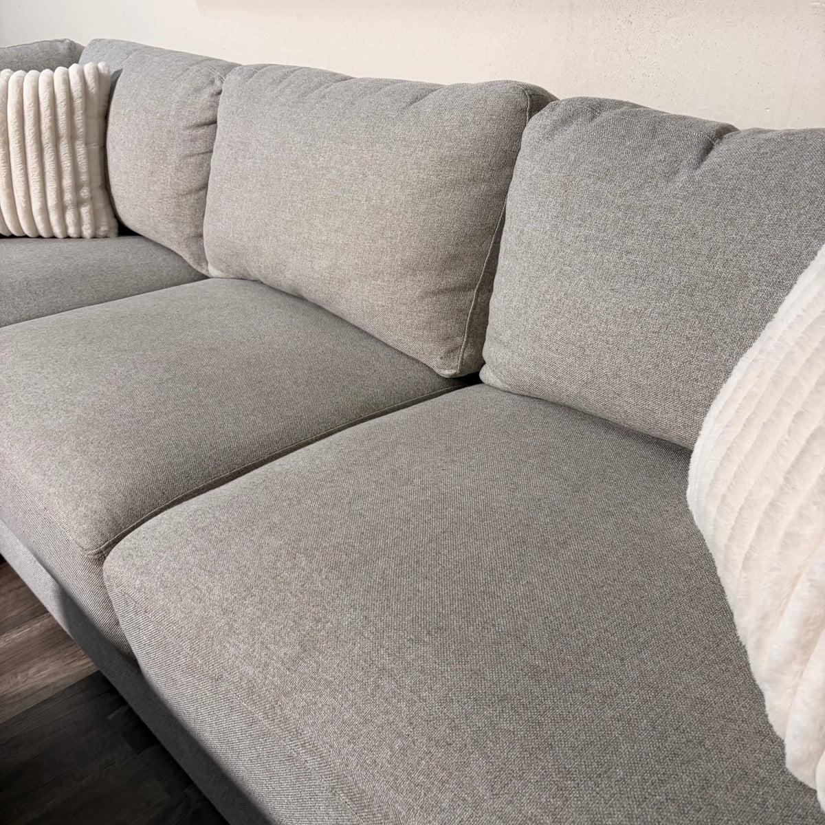 Thomasville Sectional with Ottoman