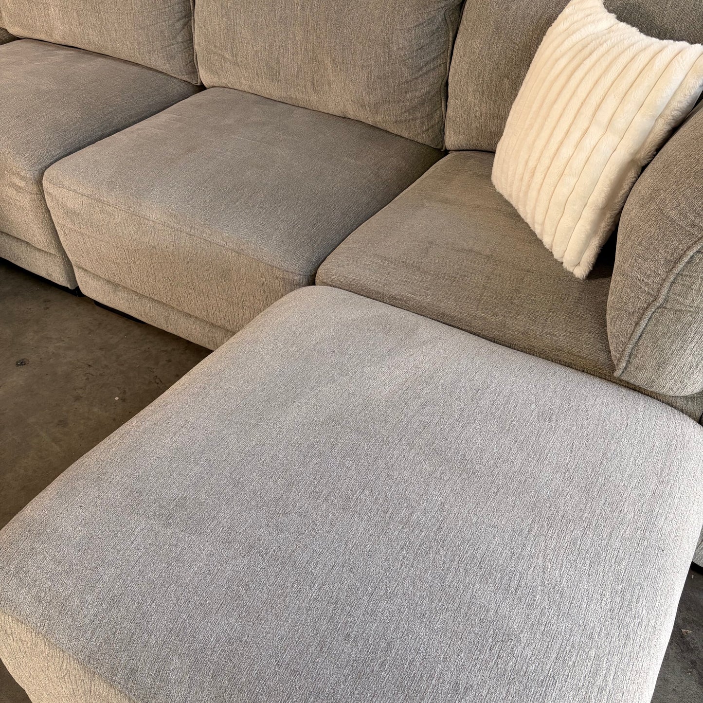 Thomasville Modular Sectional - 6 Piece