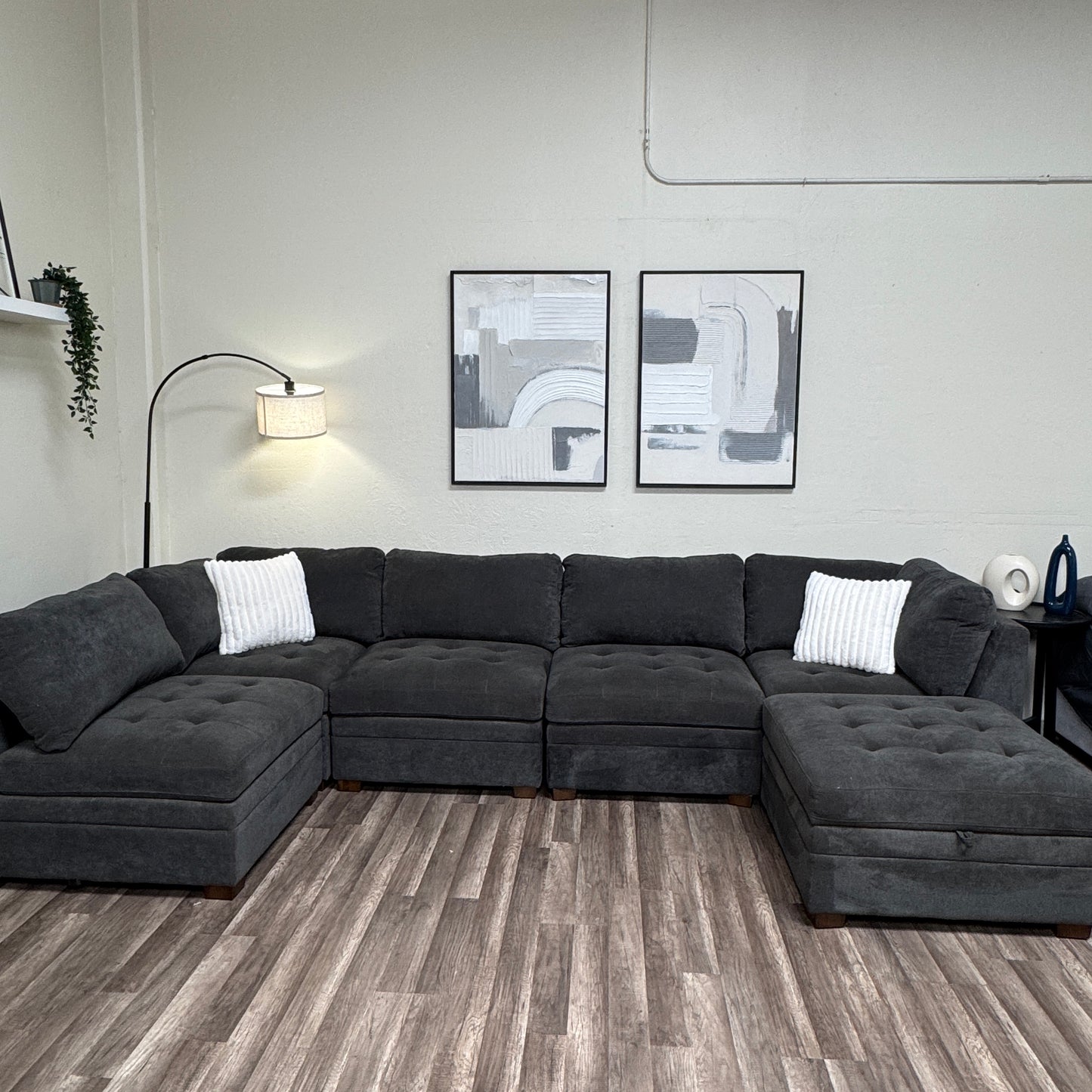 Thomasville Tisdale Modular Sectional with Storage Ottoman