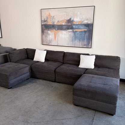 Thomasville Tisdale Modular Sectional with 2 Storage Ottomans