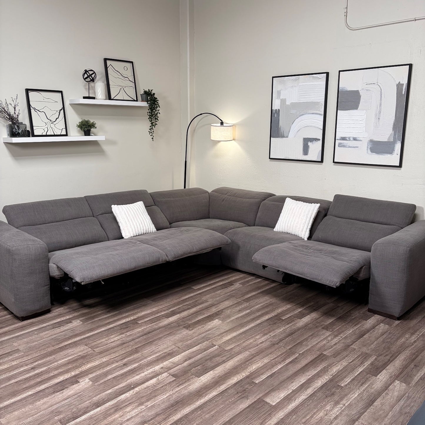 Living Spaces Gray Modular Sectional with Electric Recliners